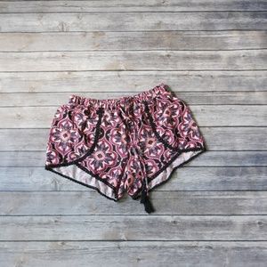 🌸 $5 WHEN BUNDLED! Sz M women's shorts